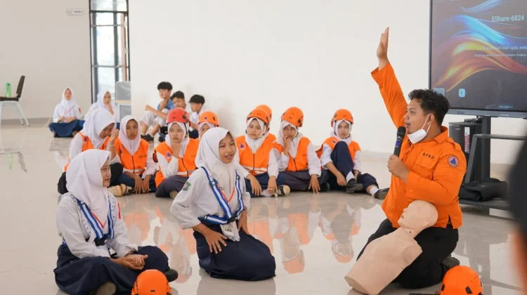 BPBD Jatim Kenalkan Edukasi Bencana di Sekolah Rakyat
