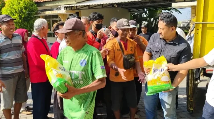 Rohmat Kecipratan Bantuan Beras, Oktariningsih Berharap Program Berlanjut