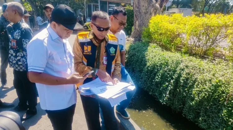 DPRD Tunggu Hasil Uji Lab Dugaan Pencemaran Saluran Air Lippo Sidoarjo