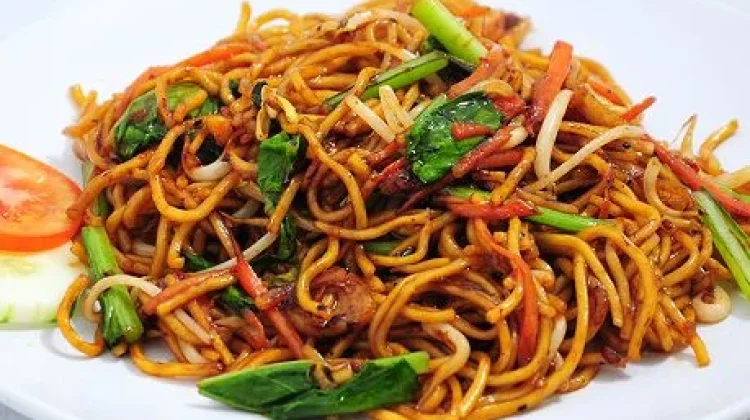 Dari Tiongkok ke Meja Nusantara, Jejak Sejarah Mie Goreng