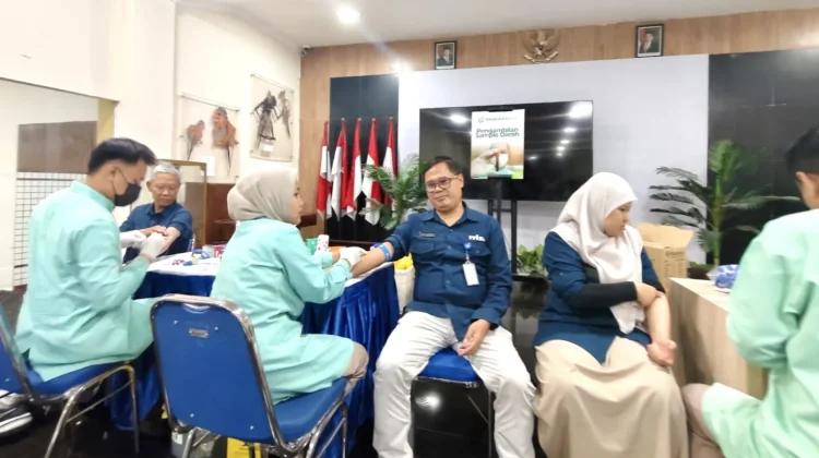 Wujudkan Lingkungan Kerja Sehat, RRI Surabaya Gelar Tes MCU Bersama Parahita