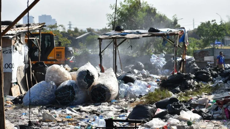 Pemkot Surabaya Telusuri Alur Sampah dari 5.064 Usaha Horeka