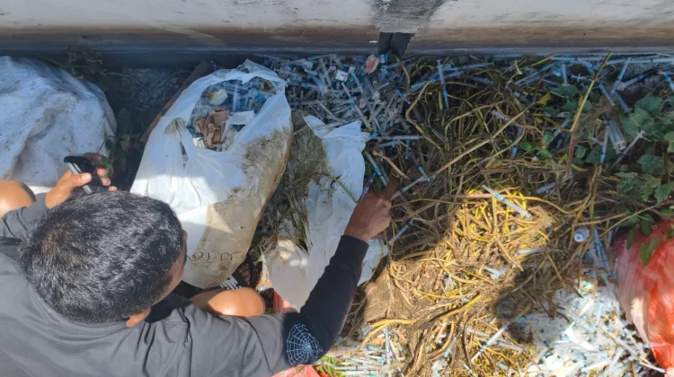 Pemkot Surabaya Pastikan Pengelolaan Limbah B3 RSUD EC Sesuai Prosedur