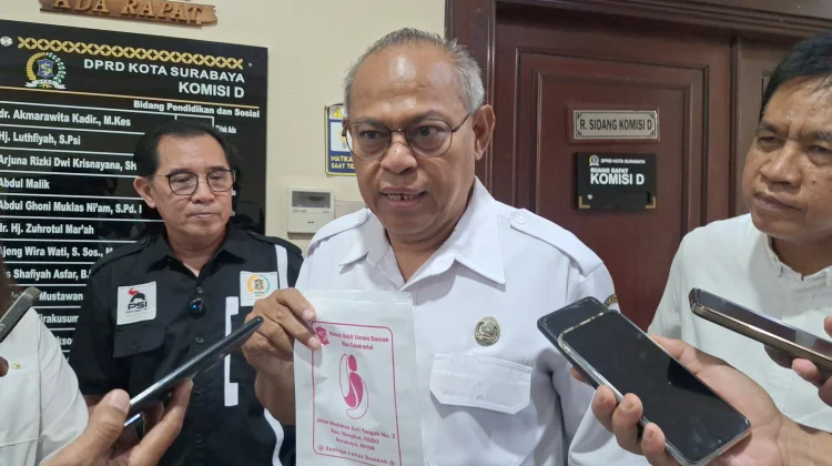 Dinkes Surabaya Pastikan Limbah Medis Bukan dari RS Eka Candrarini
