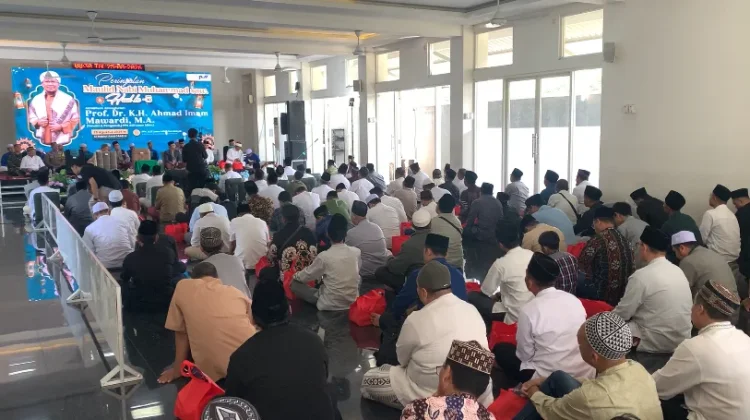 Peringatan Maulid Nabi: Momen Refleksi Masyarakat Indonesia Selesaikan Masalah