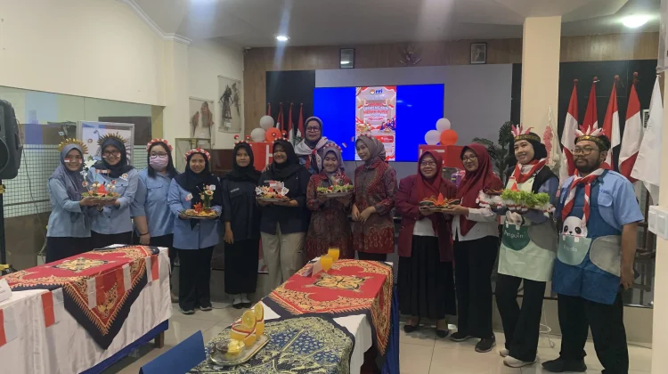 Lomba Rias Tumpeng RRI Surabaya: Wujud Kebersamaan Angkasawan RRI