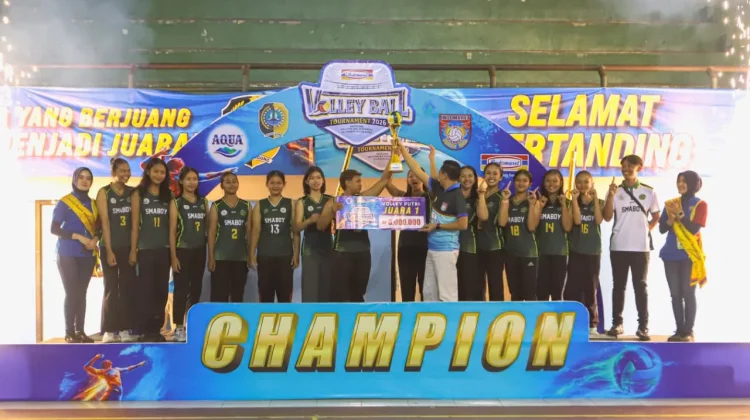 SMAN 1 Kauman dan SMAN 1 Boyolangu Juara Turnamen Voli Pelajar Seri Tulungagung
