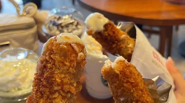 Chikuro, Camilan Chicken Roll Renyah Viral & Wajib Dicoba!