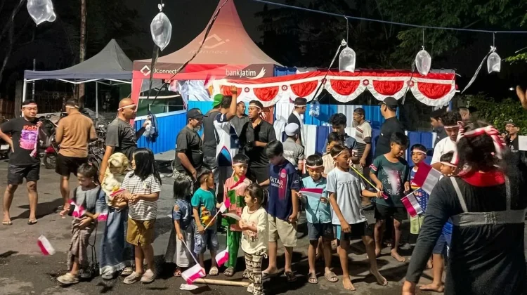 Jukir Pasar Porong Kompak Patungan Rayakan Lomba Kemerdekaan