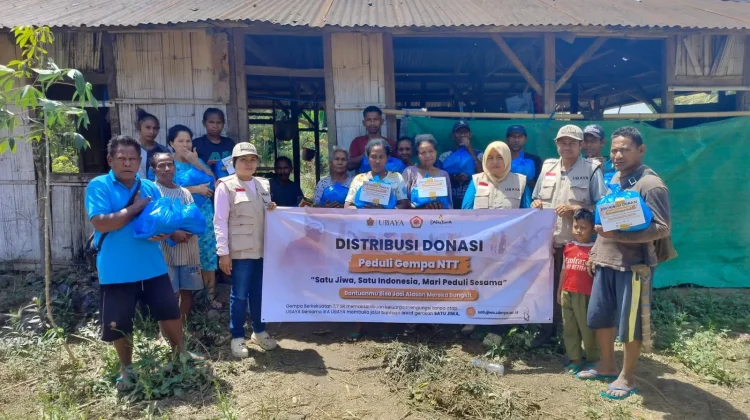 Ubaya Salurkan Bantuan Korban Gempa Bumi NTT