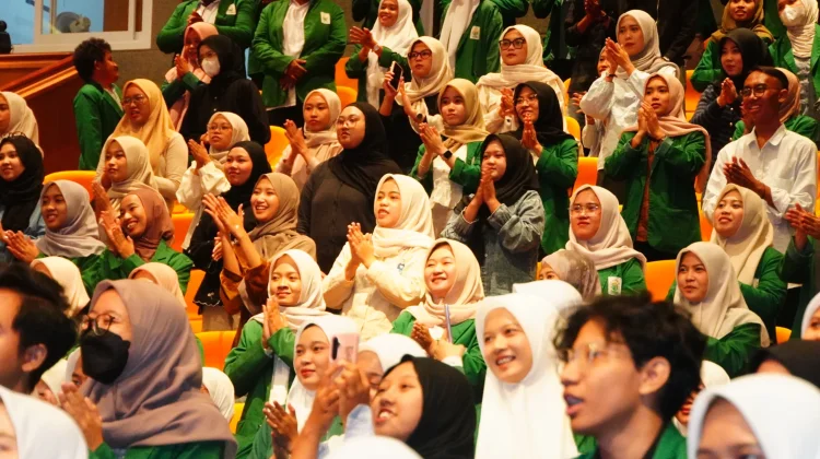 Lulusan Tidak Cukup IPK Tinggi, tapi Dibutuhkan Job Readiness