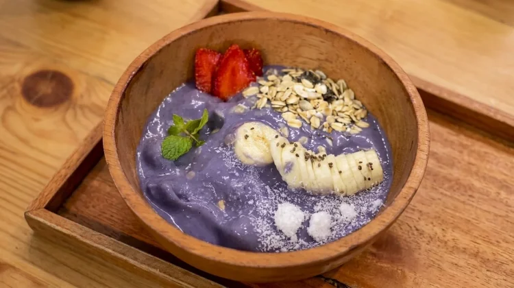 Yogurt Bowl Jadi Pilihan Favorit Nongkrong Bareng Keluarga