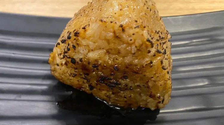 Onigiri Bakar Mulai Dilirik Sebagai Alternatif Pengganti Nasi Piringan
