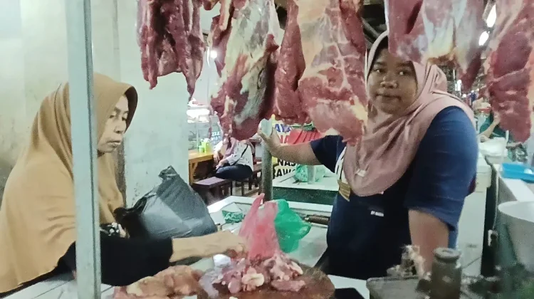 Harga Daging Sapi di Surabaya Masih Stabil