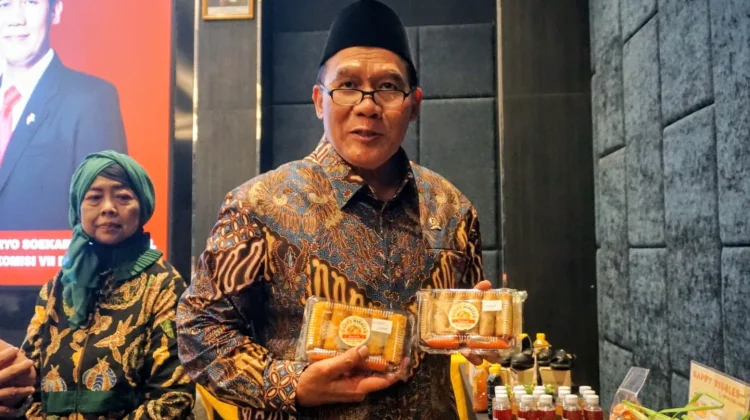 DPR Dorong SNI Gratis Percepat UMKM Sidoarjo Go Ekspor