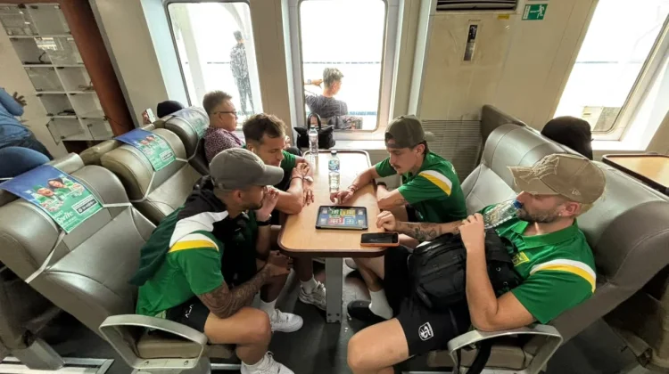 Erupsi Anak Krakatau Paksa Persebaya Pulang lewat Jalur Darat dan Laut