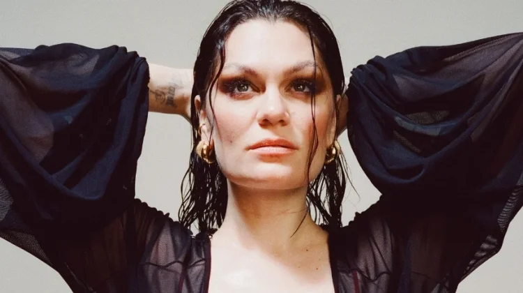 Jessie J Ucap Selamat Tinggal kepada Media Sosial