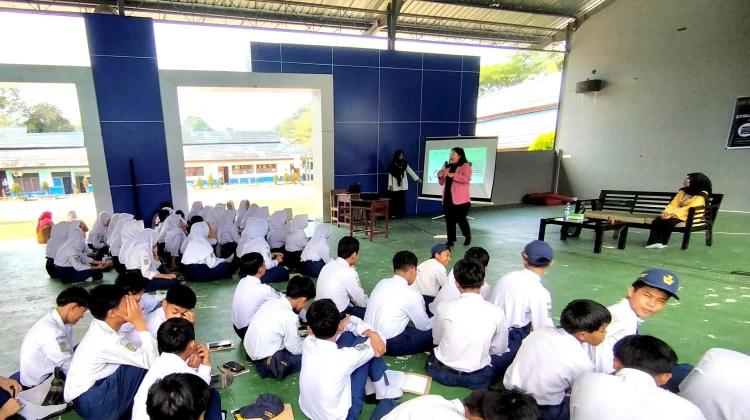 Kurikulum di Persimpangan Budaya Digital, SMP Perkuat Literasi dan Etika Bermedia