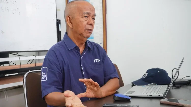 Amien Widodo Imbau Warga Tak Panik Isu Patahan Surabaya