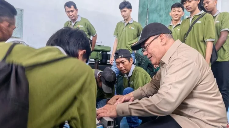 Kemenperin dan DPR RI Minta IKM Sidoarjo Perkuat Daya Saing