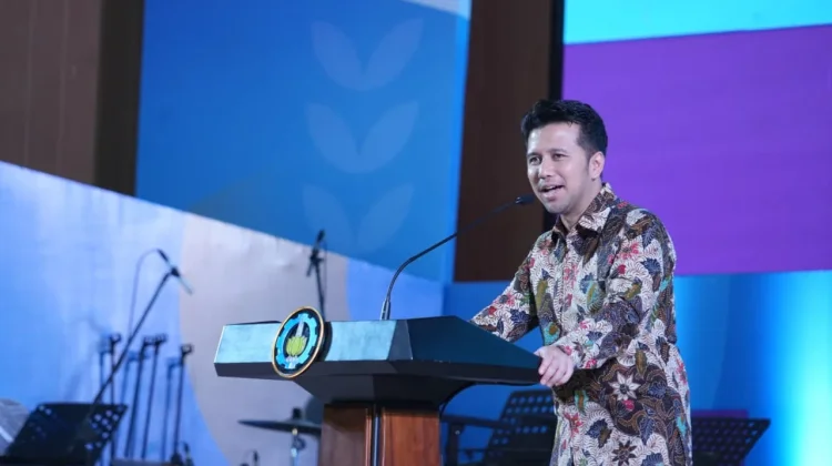 Emil Dardak Tekankan Dukungan Orang Tua bagi Mahasiswa ITS