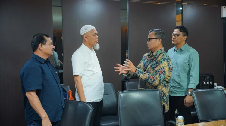 Wali Kota Dumai Jajaki Investasi Logistik Bersama SIER