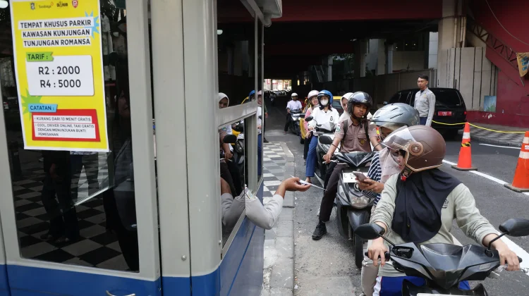 Digitalisasi Parkir Tanjung Anom Surabaya Dongkrak Pendapatan hingga Rp80 Juta