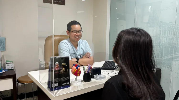 Dokter RS Premier Surabaya Ungkap Kebiasaan Pemicu Serangan Jantung Anak Muda