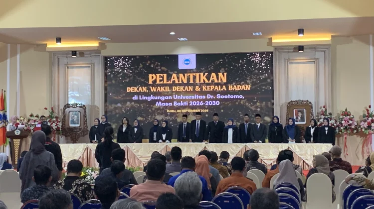 UNITOMO Lantik Jajaran Dekan Masa Bakti 2026–2030