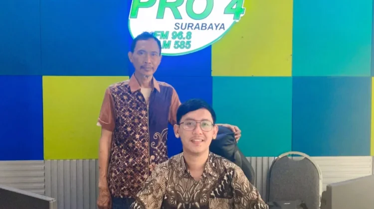 Menjaga Warisan lewat Coretan Canting: Kisah Cak Yoko Pengrajin Batik Surabaya