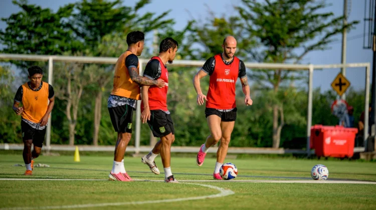 Kabut Asap Geser Laga Isenmulang vs Persebaya ke Lampung