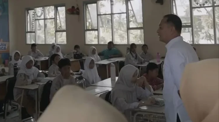 Sidak SMP Negeri, Eri Minta Anggaran Dioptimalkan untuk Pemeliharaan Sarpras