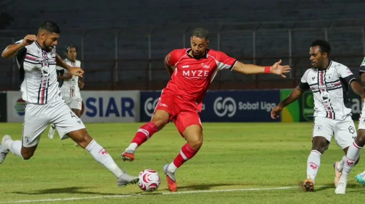 De Red FC Kembali Kalah di Kandang, Persipura Unggul 3-1