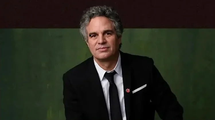 Mark Ruffalo Ancam Berubah Jadi Hulk jika Pemilu Tak Aman
