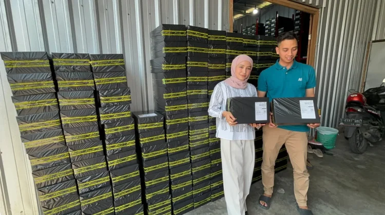Menapak di Era Digital: Kisah Pelaku UKM Sepatu Mojokerto Menembus Pasar Global