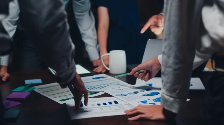 Pitch Deck dan Proposal, Apa Bedanya dan Kapan Digunakan? - RRI.co.id