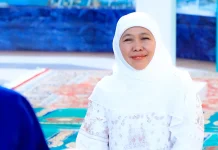 Sikapi Perbedaan 1 Ramadan, Khofifah: Sama Sama Seduluran