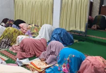 Sejumlah Warga Mulai Gelar Tarawih Malam Ini