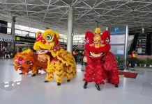 Barongsai dan Naga Liong Semarakkan Imlek di Juanda