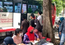 Jemput Bola, PMI Layani Donor Darah di Taman Bungkul Surabaya