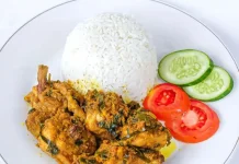 Ayam Woku, Sensasi Pedas Gurih Khas Manado yang Menggugah Selera