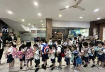 Keseruan dibalik Fieldtrip ke RRI Surabaya