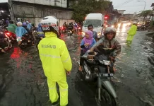Perbaikan Jalan Tanjungsari Dilakukan Bertahap, Diawali Penanganan Banjir