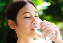 Aturan Minum Air Putih saat Puasa