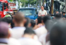 Sebanyak 7.269 Warga Bersihkan Kalimas, Menteri LH Sebut Surabaya Contoh Nasional