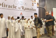 Miracle Ramadan Bahagiakan 500 Yatim dan Hafidz