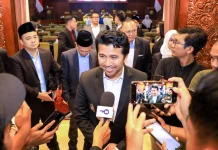 Pemprov Jatim Dukung Pembatasan Akun Medsos Bagi Anak