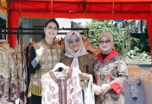 Kolaborasi PKK dan Dharma Wanita Jatim Gelar Bazar Ramadan