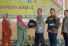 PT PAL Bantu Warga Pesisir Paciran Lamongan