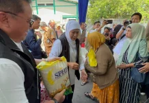 Warga Jemur Wonosari Antusias Serbu pasar Murah Pemprov Jatim